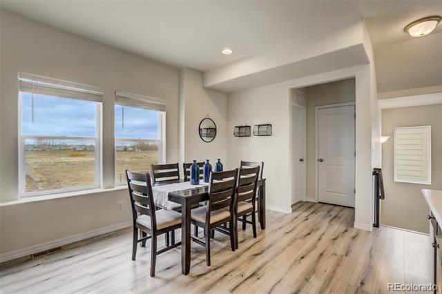 Building Photo - 11150 Feliz Wy