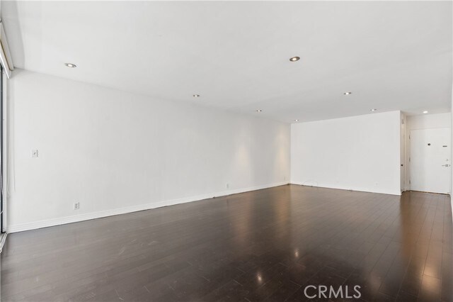 Building Photo - 131 N Gale Dr