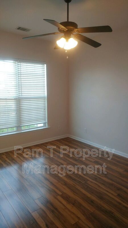 Building Photo - 154 Brickhill Cir