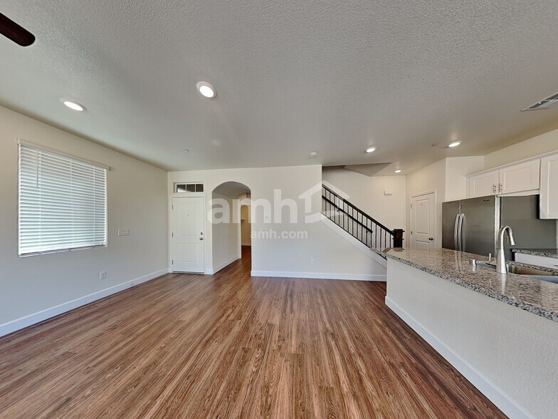Building Photo - 74 Bonny Lake Ct