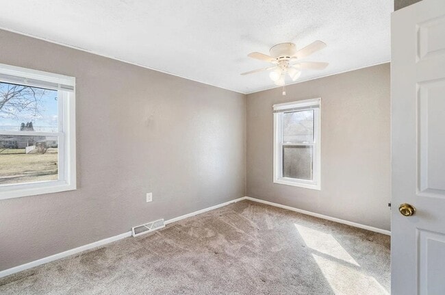 Building Photo - 1 Bed 1 Bath House for Rent!
