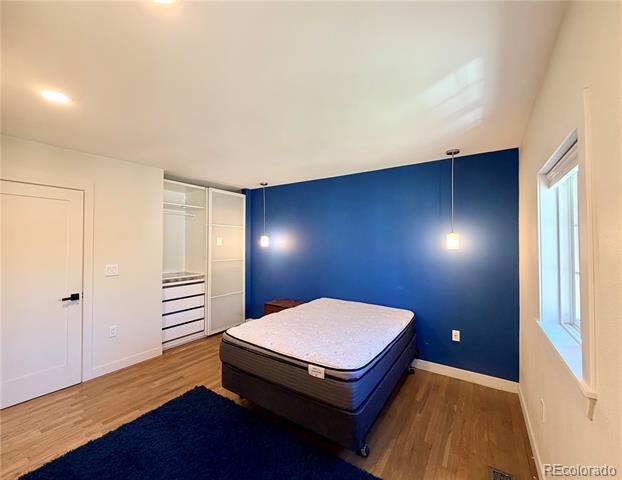 Building Photo - 557 S University Blvd