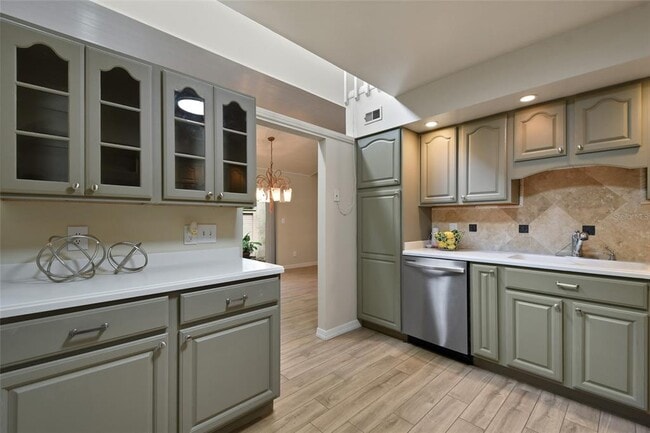 Building Photo - 8349 Citrus Chase Dr