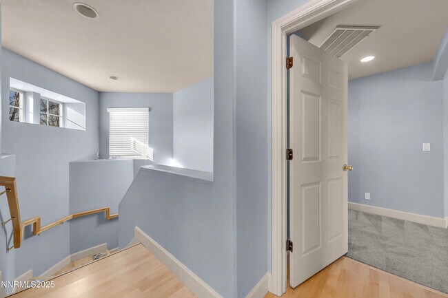 Building Photo - 6578 Aston Cir