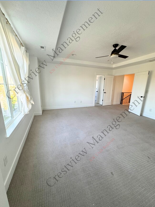 Building Photo - 4883 N Nile Dr