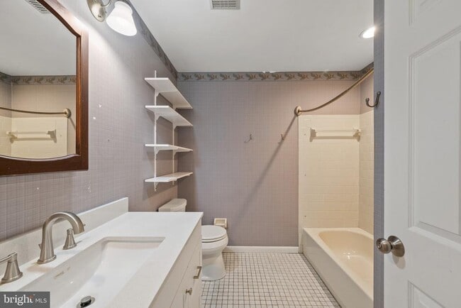 Building Photo - 3206 Seiter Ln