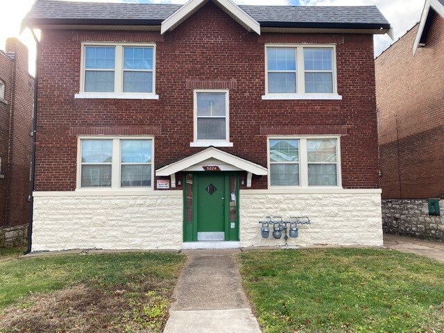Building Photo - 5024 Chippewa St