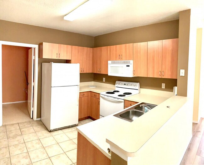 Building Photo - 1901 Belmont Pl