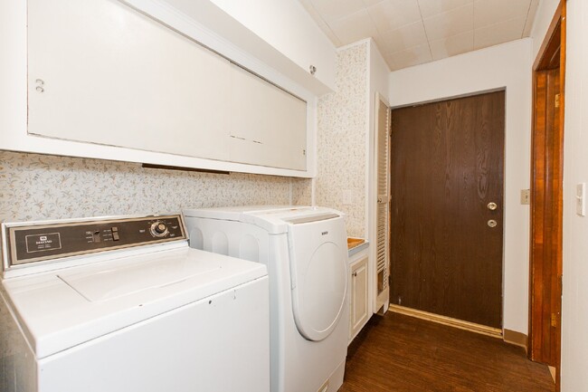 Building Photo - Cozy Rooms for Rent in Bozeman! $850-$1000...