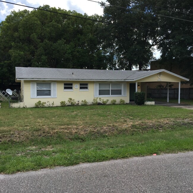 Building Photo - 4873 Magnolia Ave