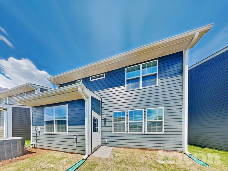 Building Photo - 112 Fennec Dr