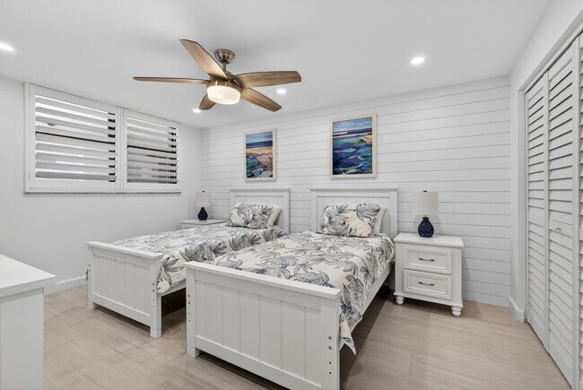 Building Photo - 840 Ocean Dr