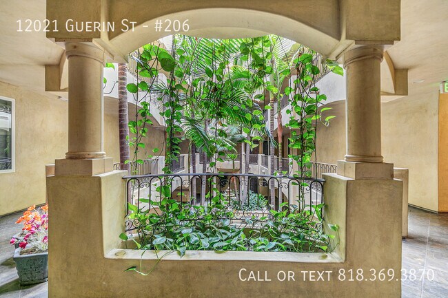 Building Photo - 12021 Guerin St
