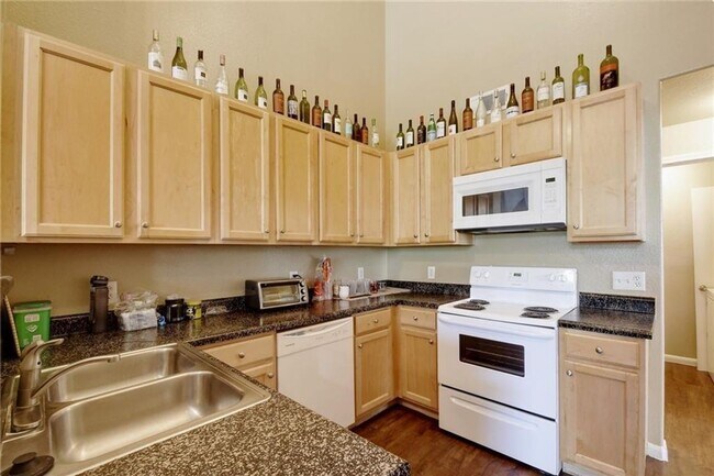 Building Photo - West Campus Complex For Lease Aug 2026!