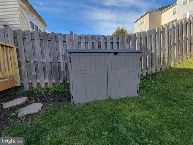 Building Photo - 216 Monticello Square