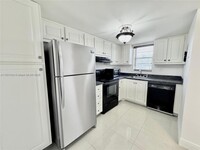 Building Photo - 3150 W Rolling Hills Cir