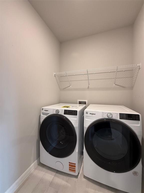 Building Photo - 9404 Sunbeam Cir