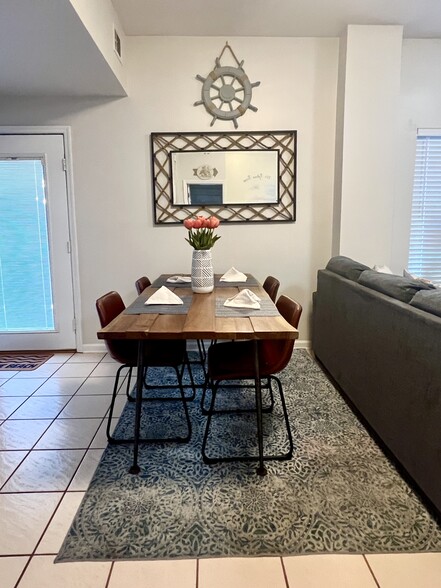 Building Photo - 301 Butler Ave