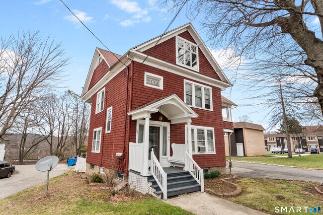 Building Photo - 105 Howe Ave