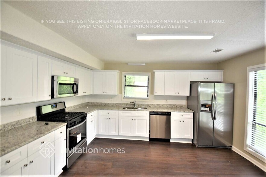 Building Photo - 2304 Horseshoe Bend Rd SW