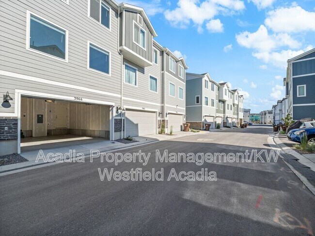 Building Photo - 3966 N Eagle Pt Ln