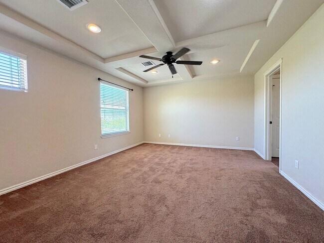 Building Photo - West El Paso 4bed/3bath + office - Refrig ...