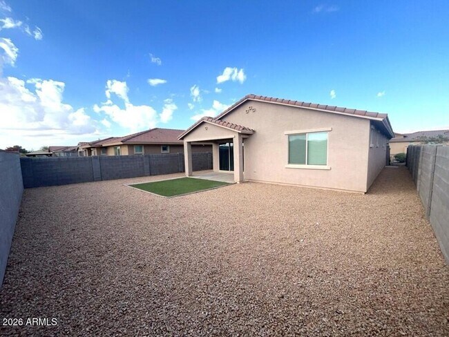 Building Photo - 5213 N 187th Ln