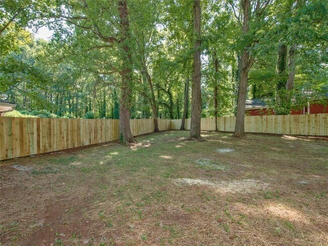 Building Photo - 3787 Glenwood Rd