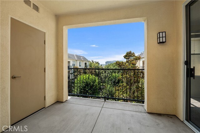 Building Photo - 2426 Watermarke Pl