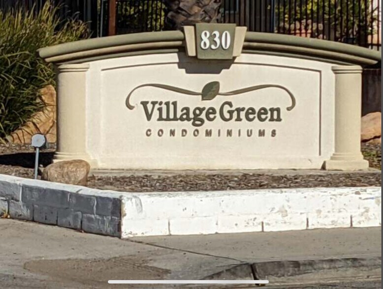 Building Photo - 830 W Lincoln Ave