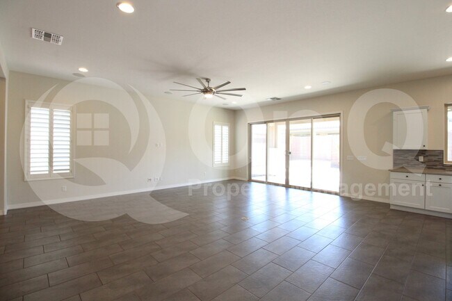 Building Photo - 3469 E Orleans Dr