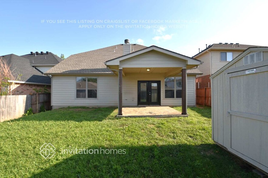 Building Photo - 9156 Brook Hill Ln