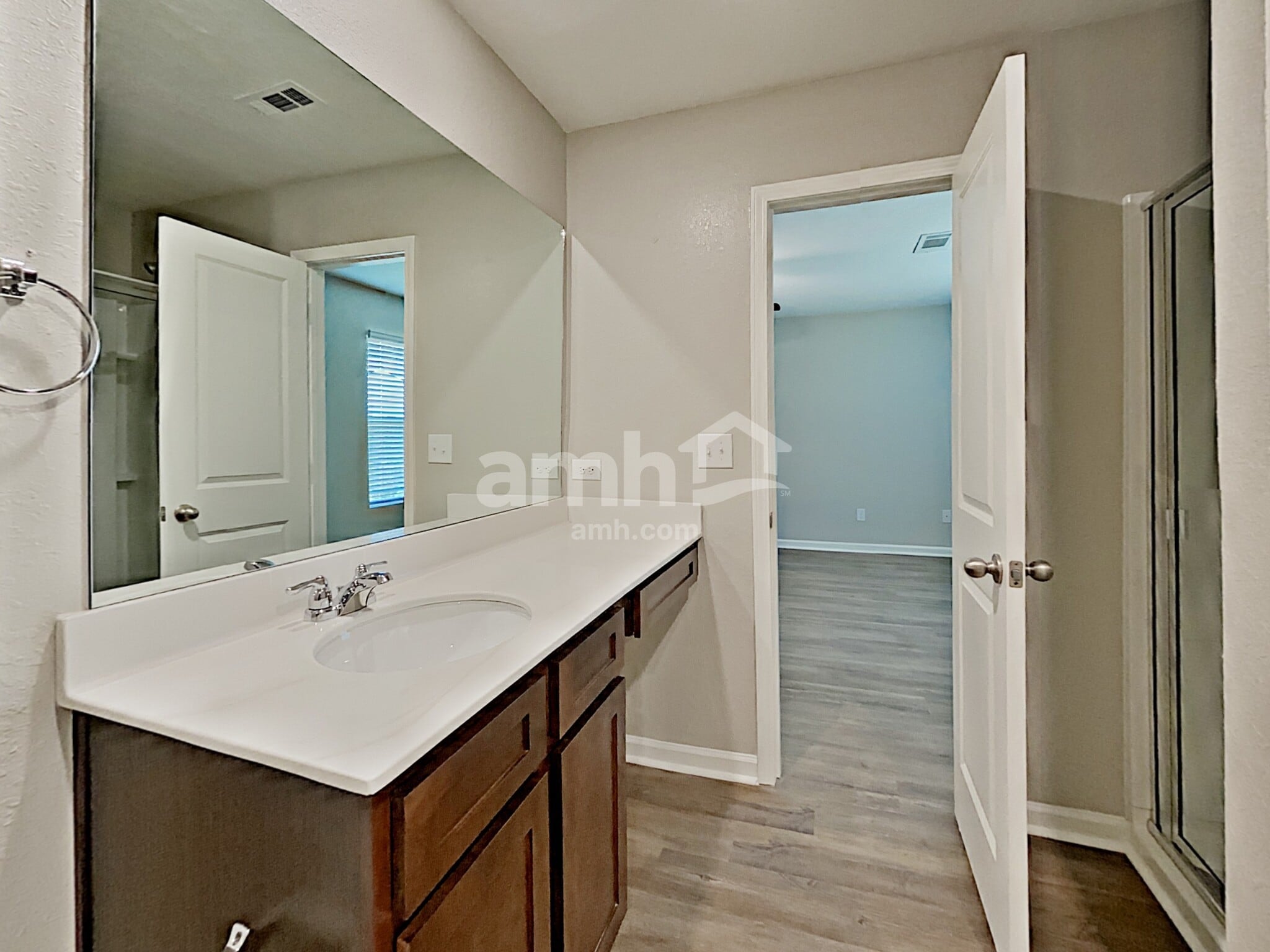 Building Photo - 3410 Ridge HillPkwy