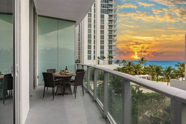 Building Photo - 4111 S Ocean Dr