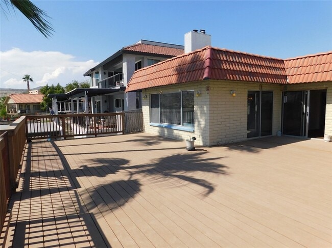 Building Photo - 2077 Whitewater Dr