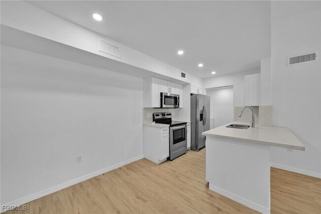 Building Photo - 12540 Equestrian Cir