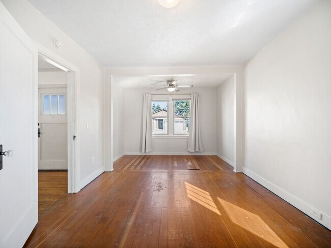 Building Photo - Modern & Cozy Retreat in Spokane – Prime Location Near Downtown