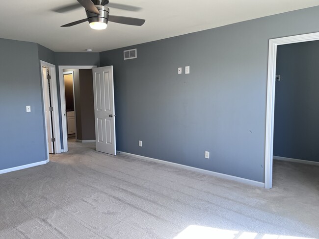 Building Photo - 7634 Jockey Dr