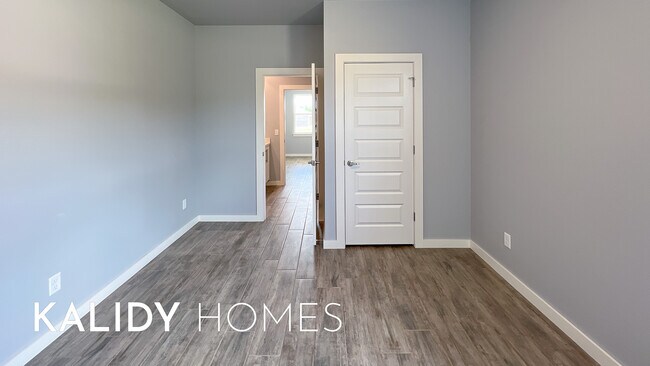Building Photo - 17583 Natalie Ct