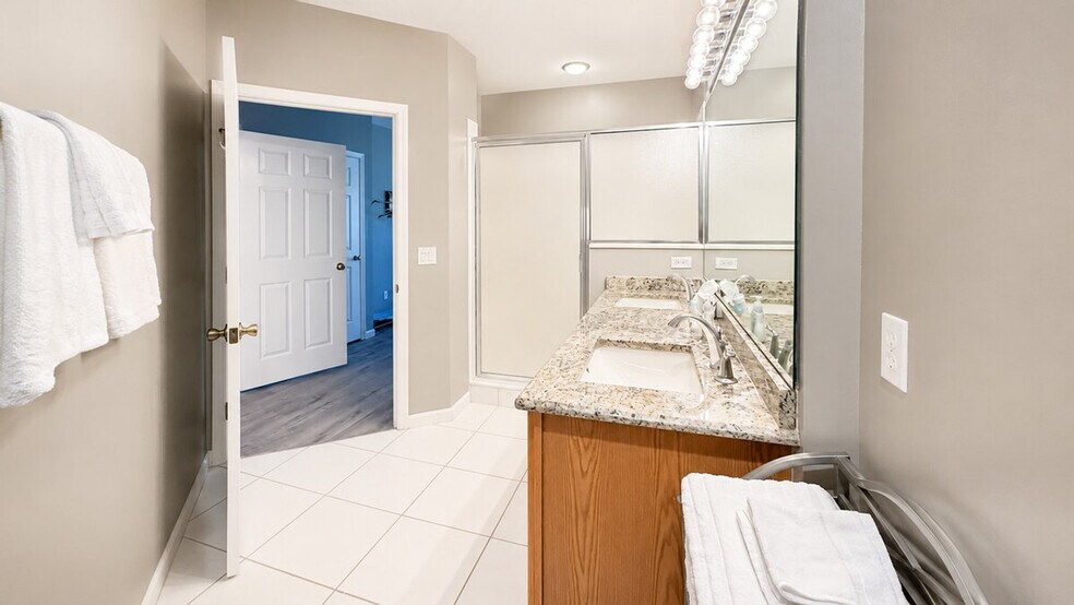 Building Photo - 8954 Sandshot Ct