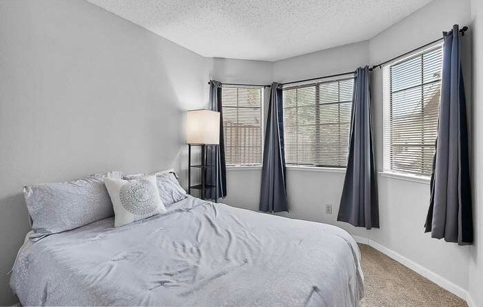 Building Photo - 2829 Morro Dr