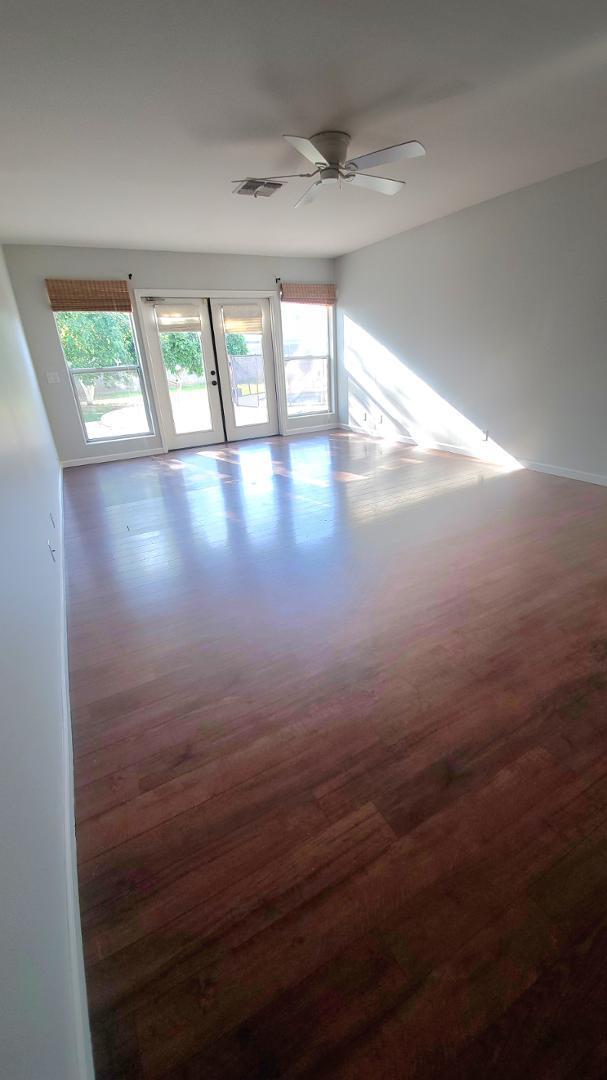 Building Photo - 4128 N 46th Pl