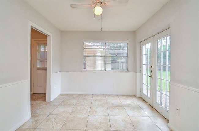 Building Photo - 14106 Locke Ln