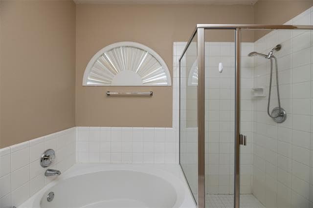 Building Photo - 9612 Bull Creek Dr