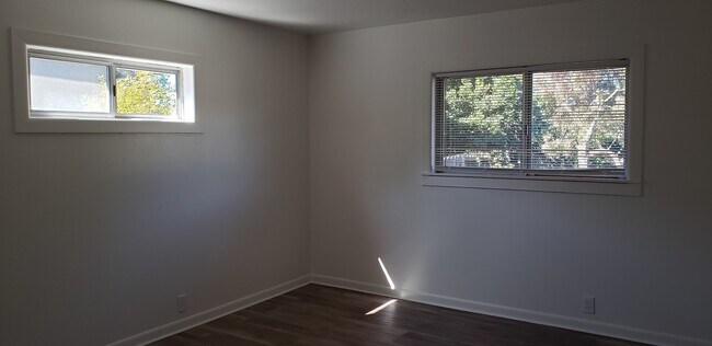 Building Photo - Excellent, Well Preserved and Restored 3 Bedroom Home - Available Soon!