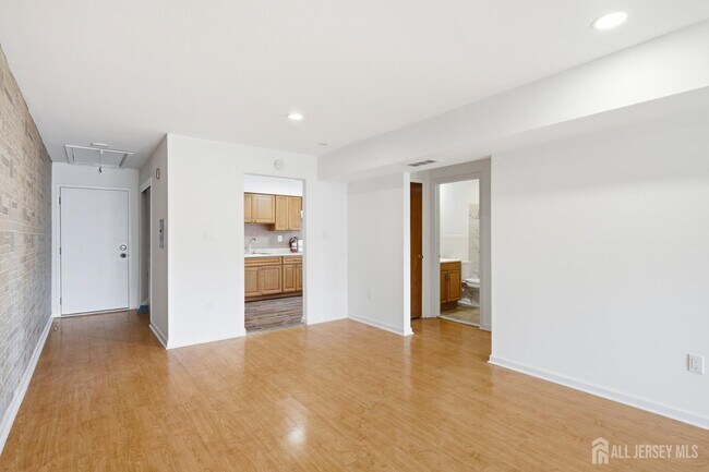 Building Photo - 1719 Raspberry Ct