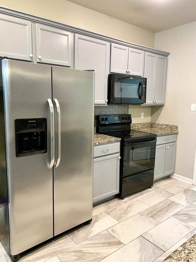 Building Photo - 503 Elwick Dr