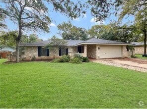Building Photo - 708 Cielo Dr