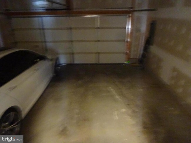 Building Photo - 13204 Beaver Terrace