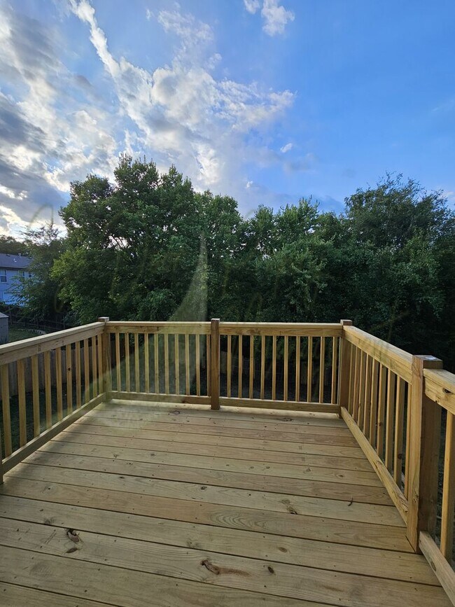 Building Photo - BEAUTIFUL HOME!!!